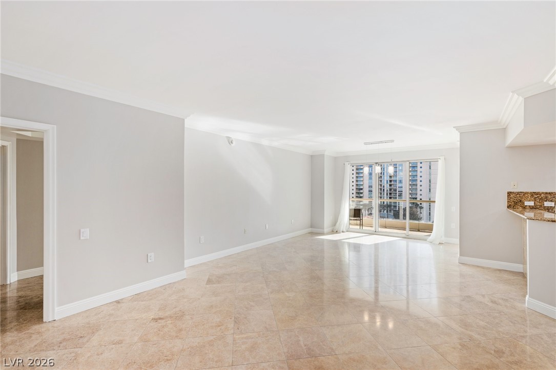 2777 Paradise Road 901