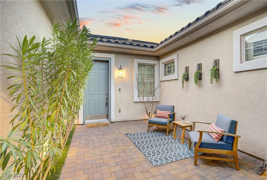 11304 Asilo Bianco Avenue