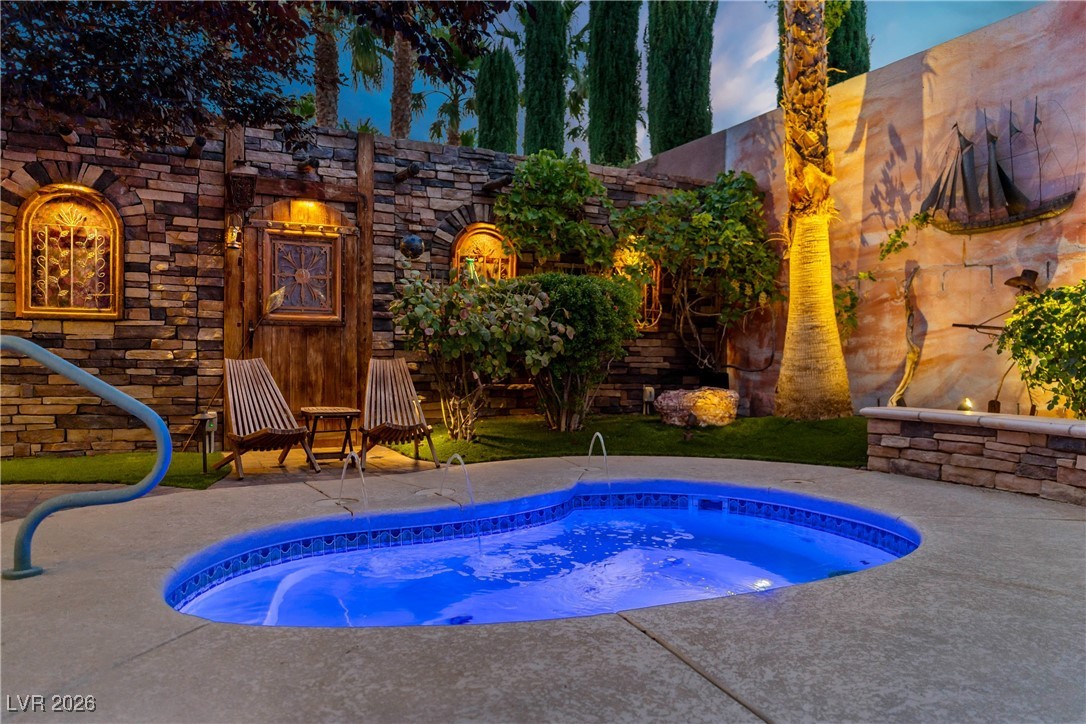 11304 Asilo Bianco Avenue