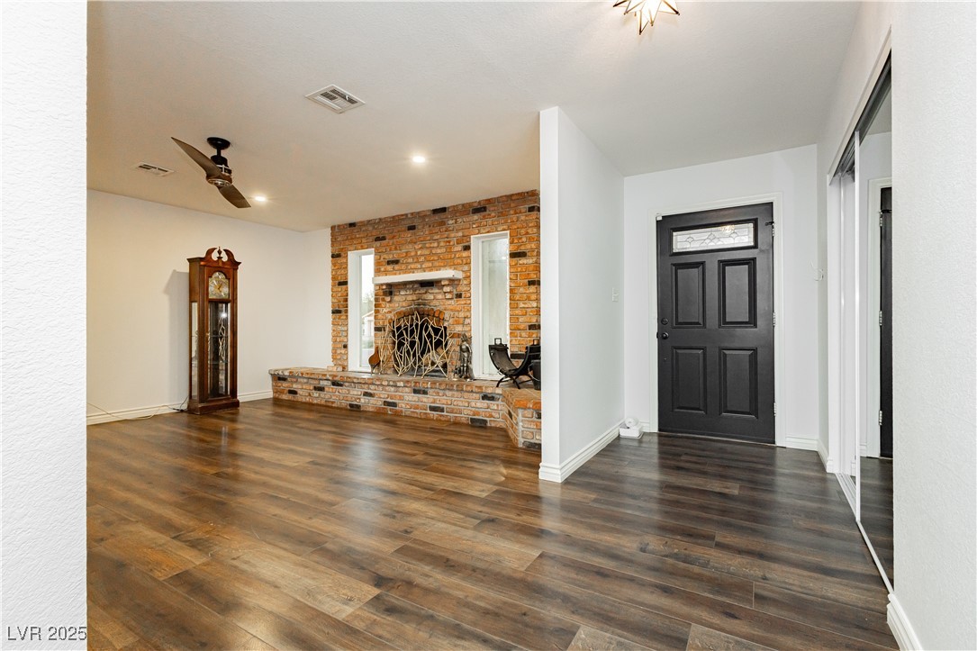 200 E Desert Rose Drive, Henderson, Nevada image 37