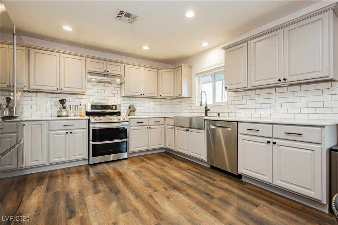 200 E Desert Rose Drive, Henderson, Nevada image 35
