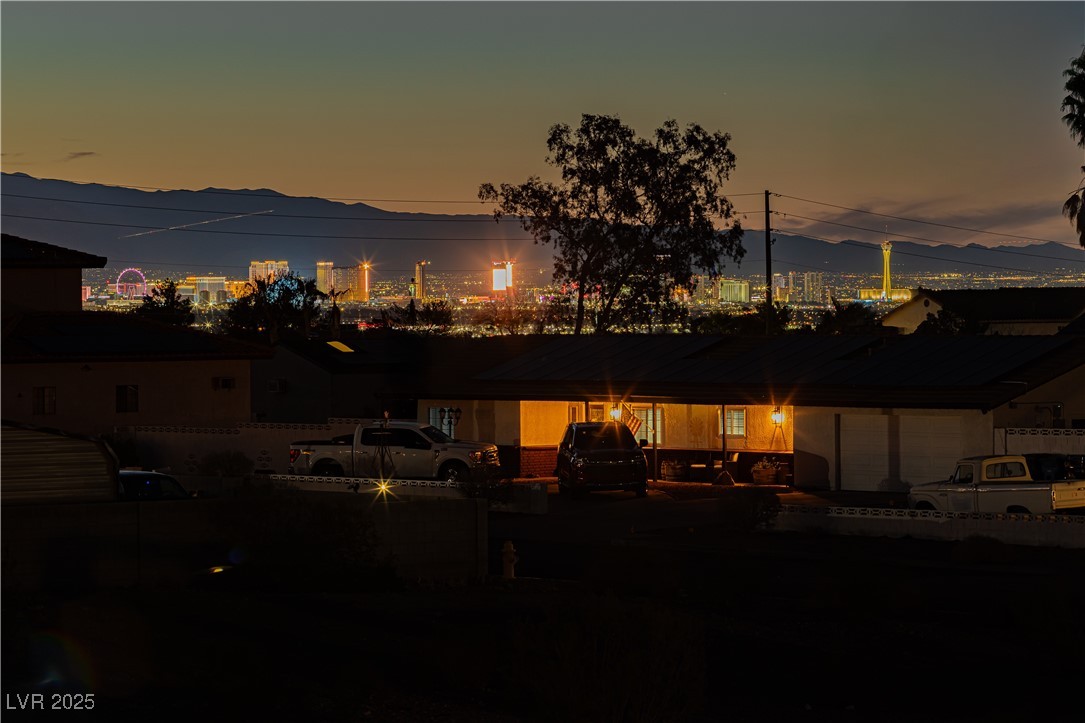 200 E Desert Rose Drive, Henderson, Nevada image 28