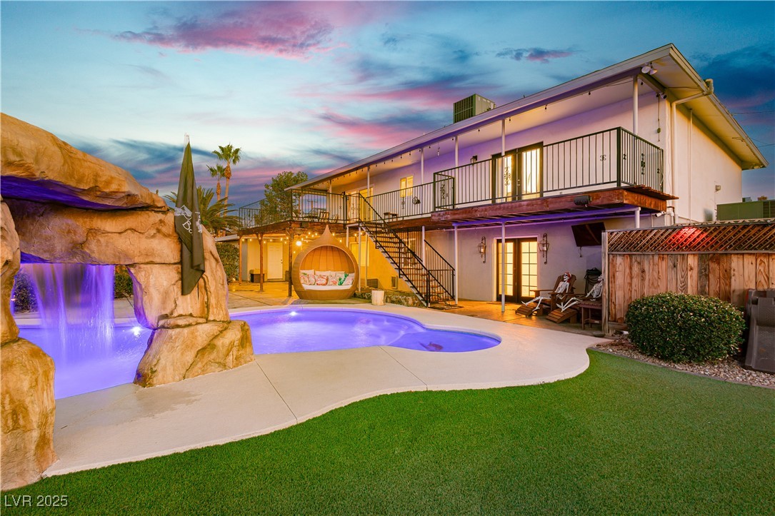 200 E Desert Rose Drive, Henderson, Nevada image 6