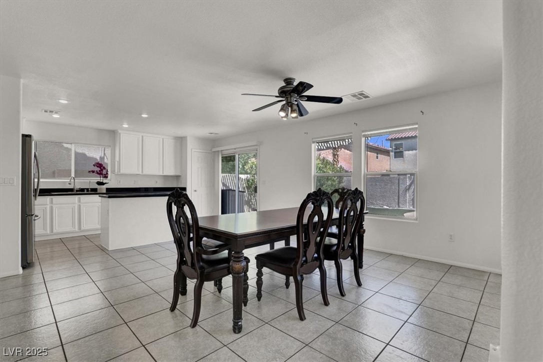 Properties 4 11136 Varedo Court