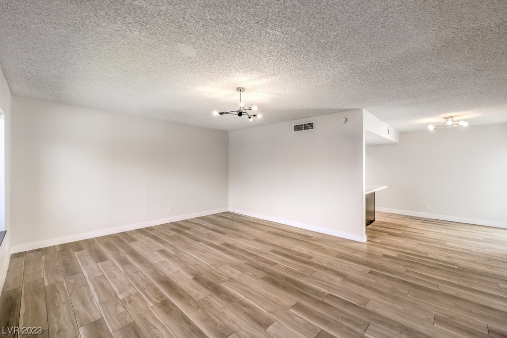 Photo 5 of 22 of 3509 Kensbrook Street townhome