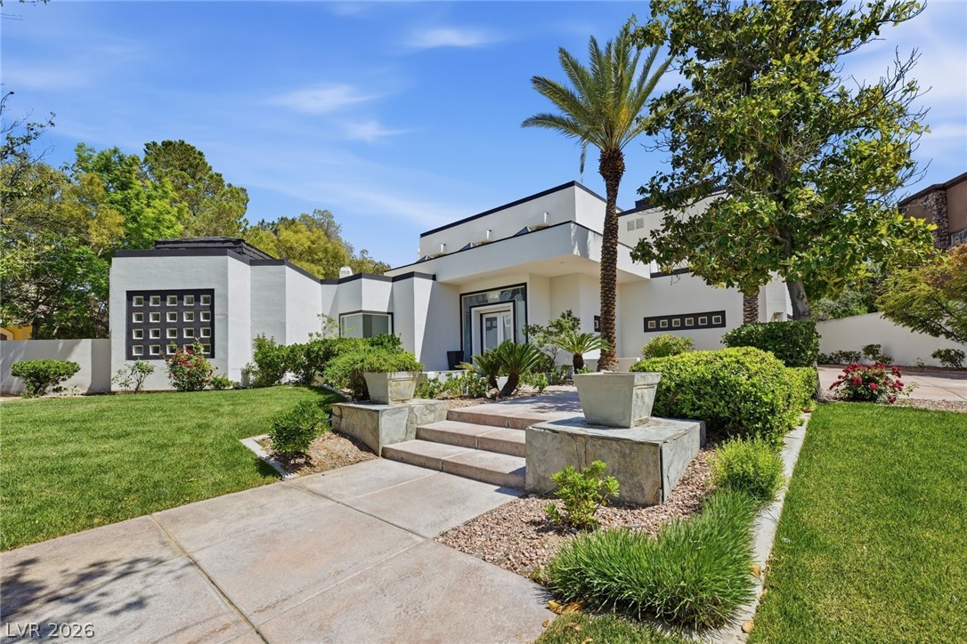 8821 Greensboro Lane
