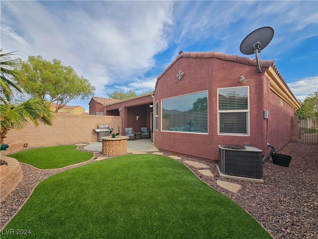 7336 Ravines Avenue, Las Vegas, Nevada image 3