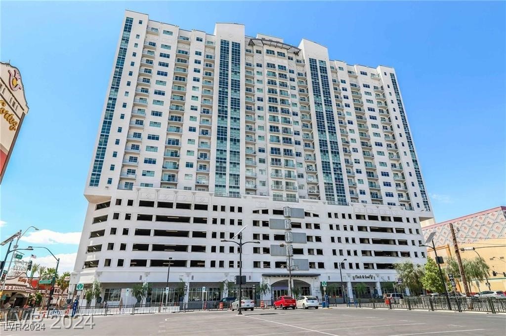150 Las Vegas Boulevard 2512