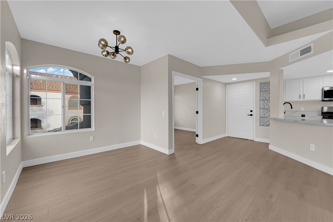 7400 W Flamingo Road 2085