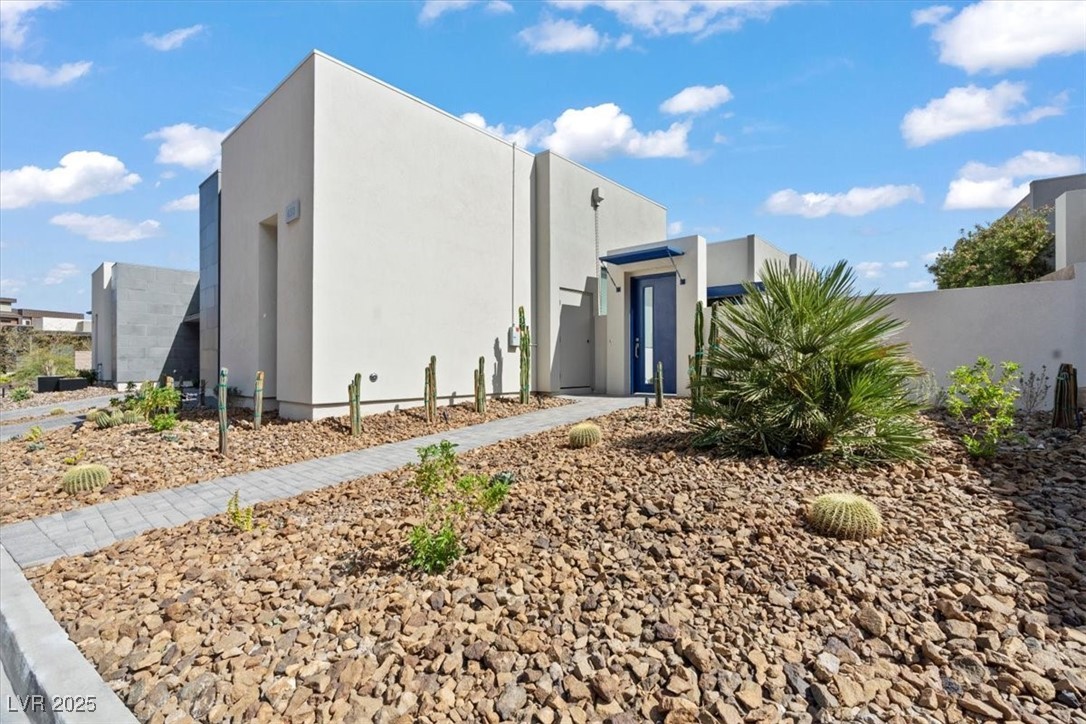 650 Scenic Cliff Drive, Henderson, Nevada image 2