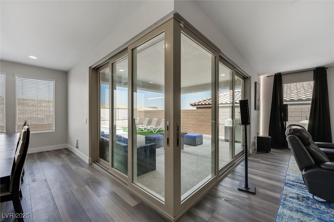 Las Vegas, Nevada 89166, United States, 4 Bedrooms Bedrooms, ,3 BathroomsBathrooms,Residential,Pending,195953