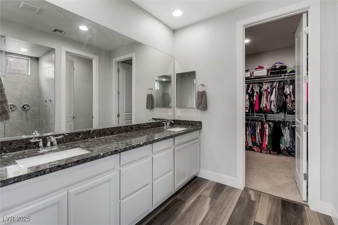 Las Vegas, Nevada 89166, United States, 4 Bedrooms Bedrooms, ,3 BathroomsBathrooms,Residential,Pending,195953