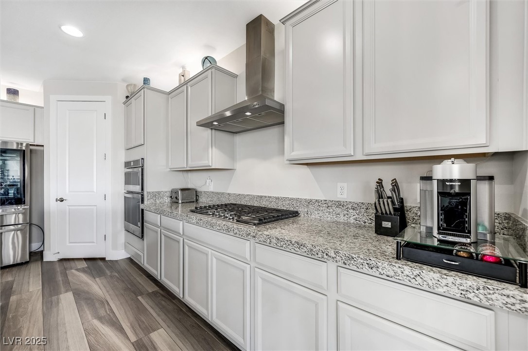 Las Vegas, Nevada 89166, United States, 4 Bedrooms Bedrooms, ,3 BathroomsBathrooms,Residential,Pending,195953