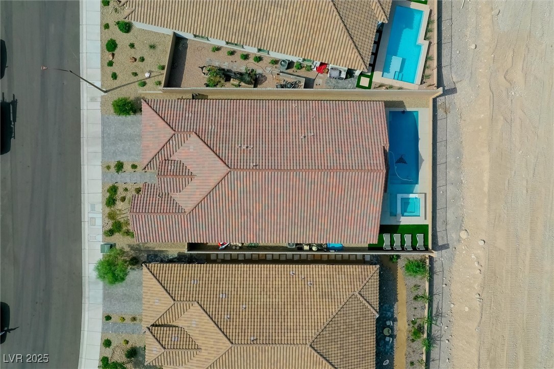 Las Vegas, Nevada 89166, United States, 4 Bedrooms Bedrooms, ,3 BathroomsBathrooms,Residential,Pending,195953