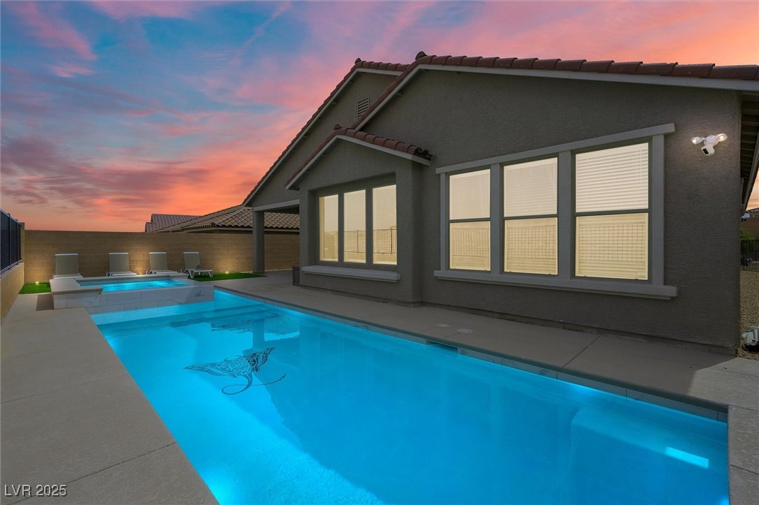 Las Vegas, Nevada 89166, United States, 4 Bedrooms Bedrooms, ,3 BathroomsBathrooms,Residential,Pending,195953