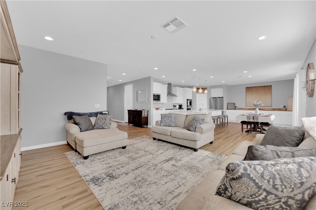 9212 Lunar Effect Street, Las Vegas, Nevada image 15