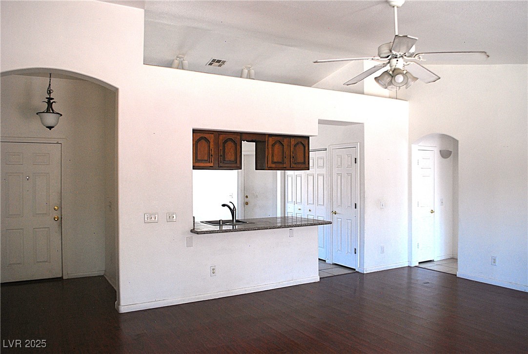 Properties 2 5605 Estrella Mountain Court
