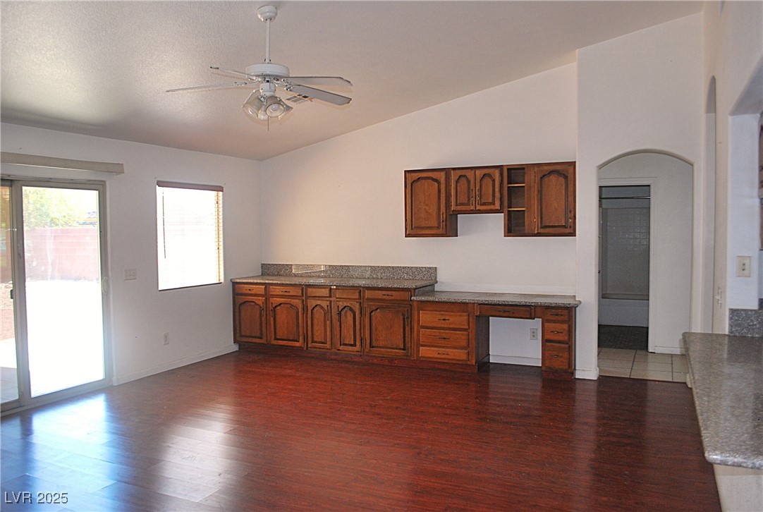 Properties 4 5605 Estrella Mountain Court