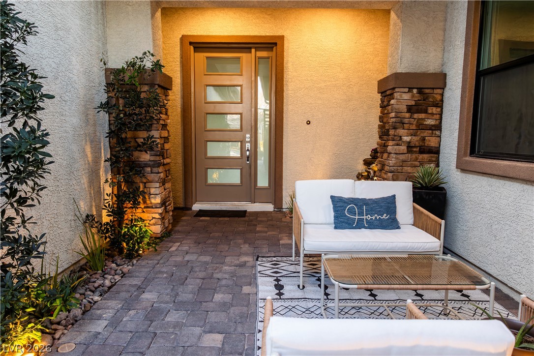 7433 Deschutes Circle