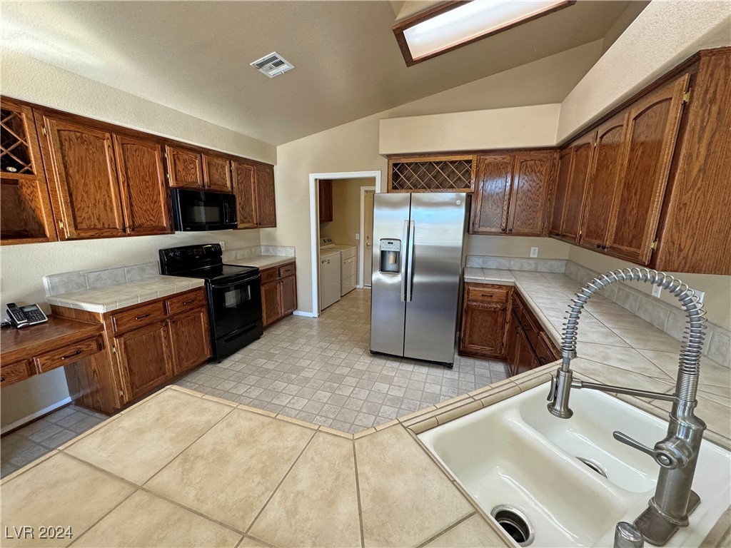 2660 S Dandelion Street, Pahrump, Nevada image 18