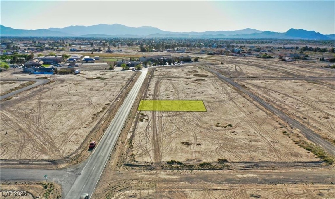 1110 E Honeysuckle Street