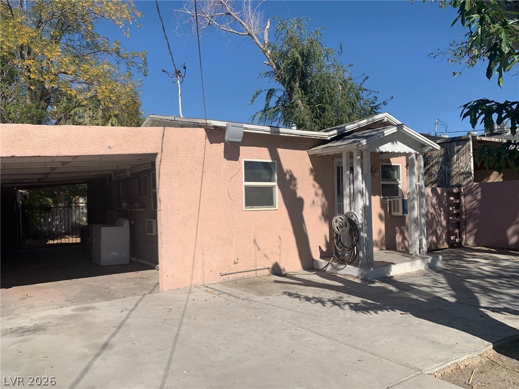 2613 Valley Street