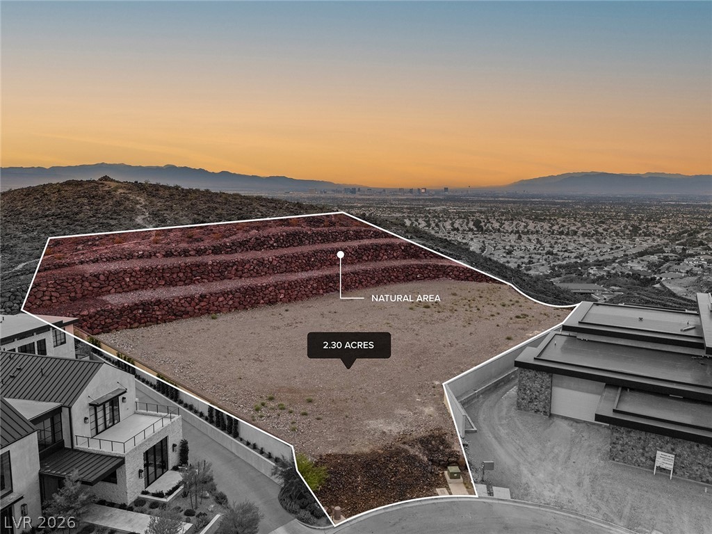 25 Sanctuary Peak Court