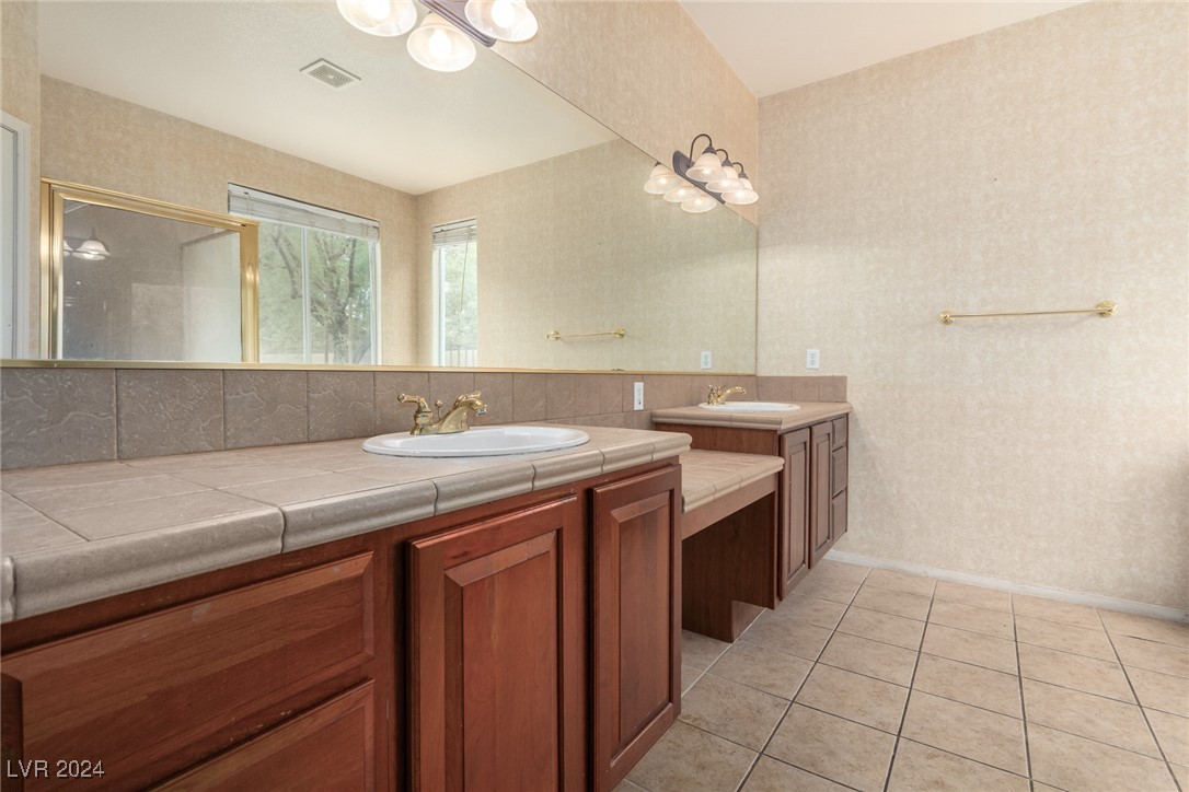 8225 Romantic Sunset Street, Las Vegas, Nevada image 21