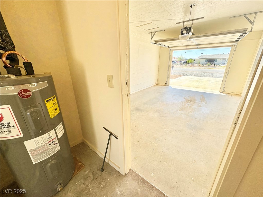 810 E Calvada Boulevard, Pahrump, Nevada image 12