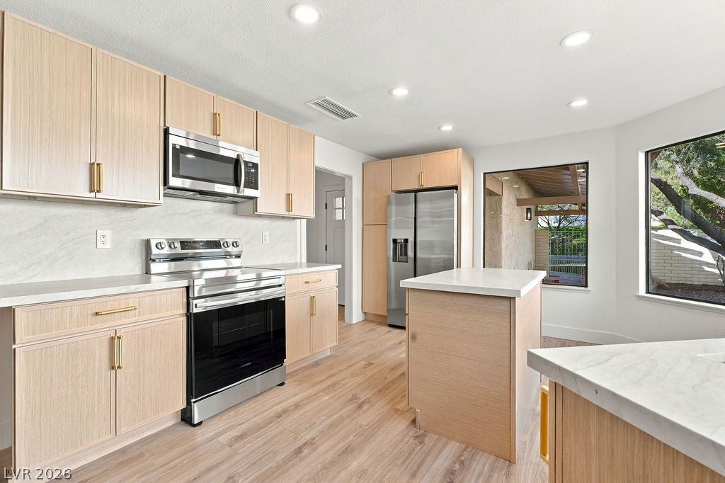 2309 Calle De Nuevo