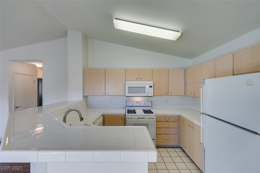 556 Yacht Harbor Drive 201