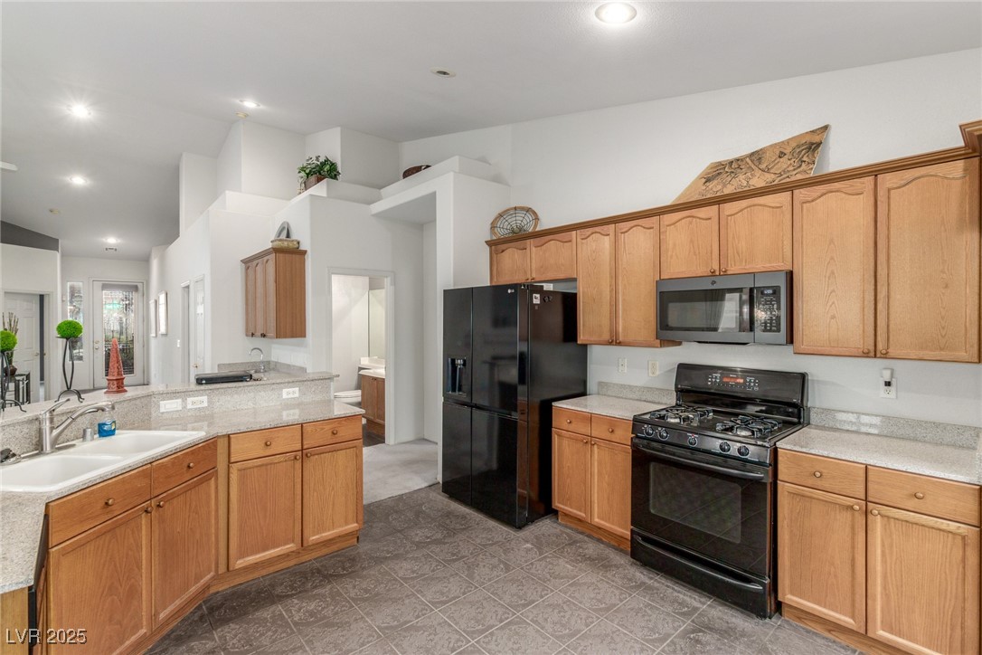 6623 S Dapple Gray Road