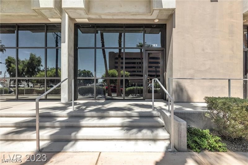 353 E Bonneville Avenue 183/283