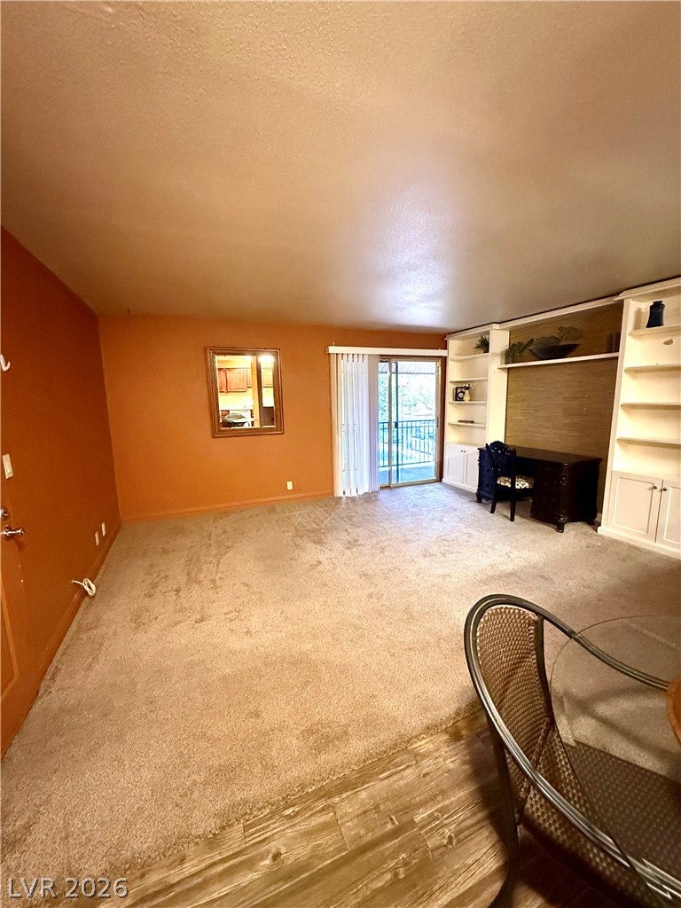 5041 RIVER GLEN Drive 94