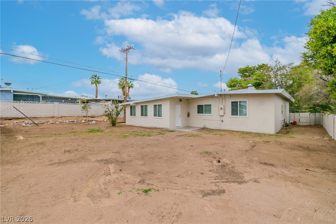 1506 E Saint Louis Avenue