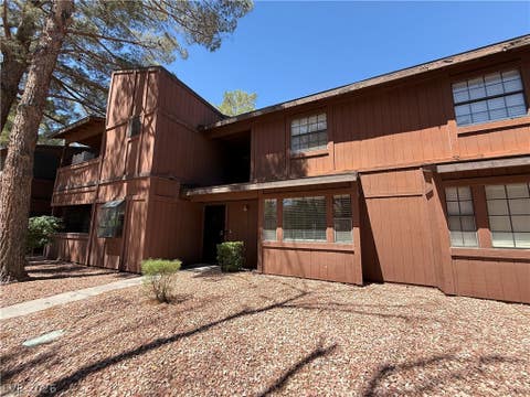 Townhouse For Rent - 5923 Laredo Street<br/> Clark County, Las Vegas, NV 89146