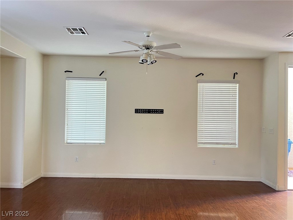 5426 FLOATING FLOWER Avenue