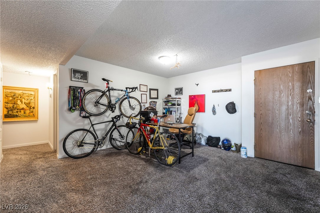 Properties 4 745 N Royal Crest Circle 115