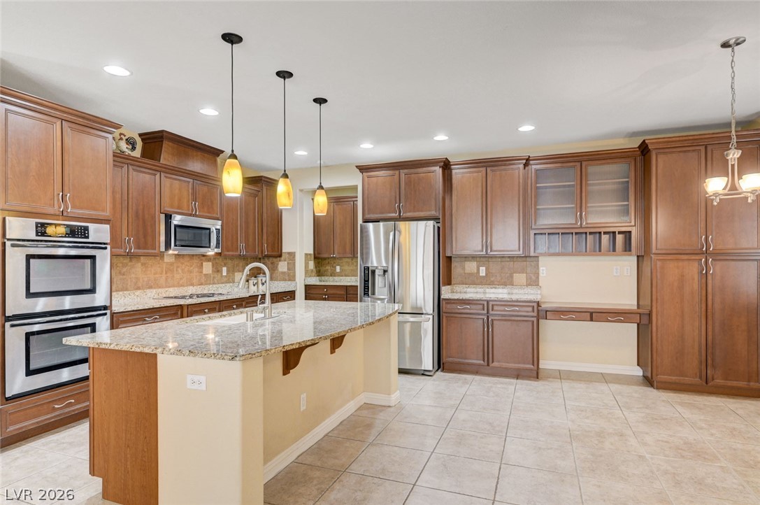 Properties 3 7516 Cliff Peaks Street