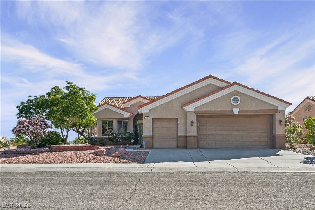 2128 Sun Cliffs Street