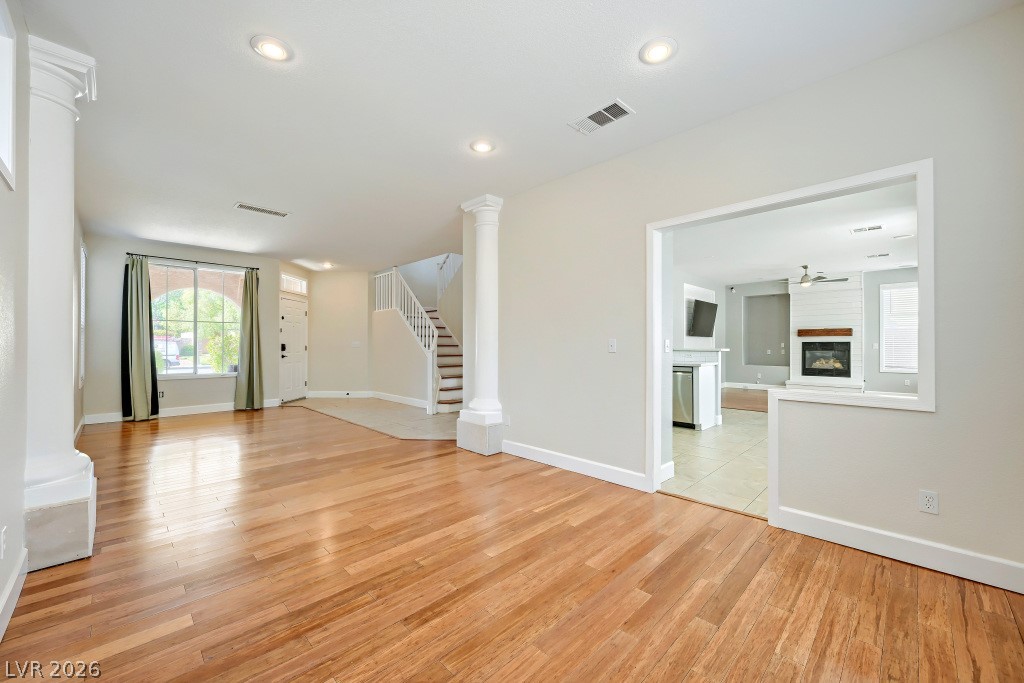 2984 Scenic Valley Way