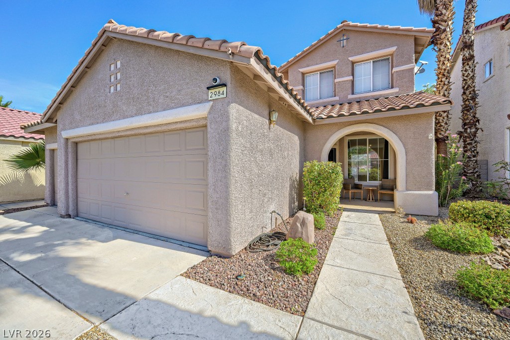 2984 Scenic Valley Way