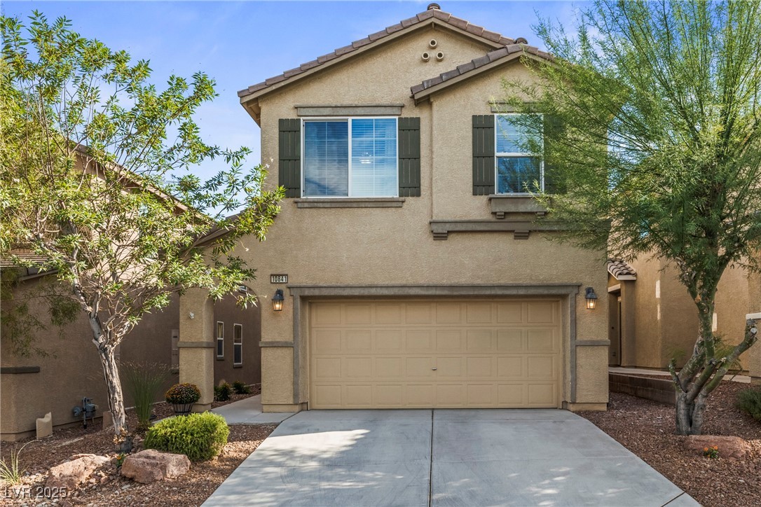 10841 Hunters Green Avenue