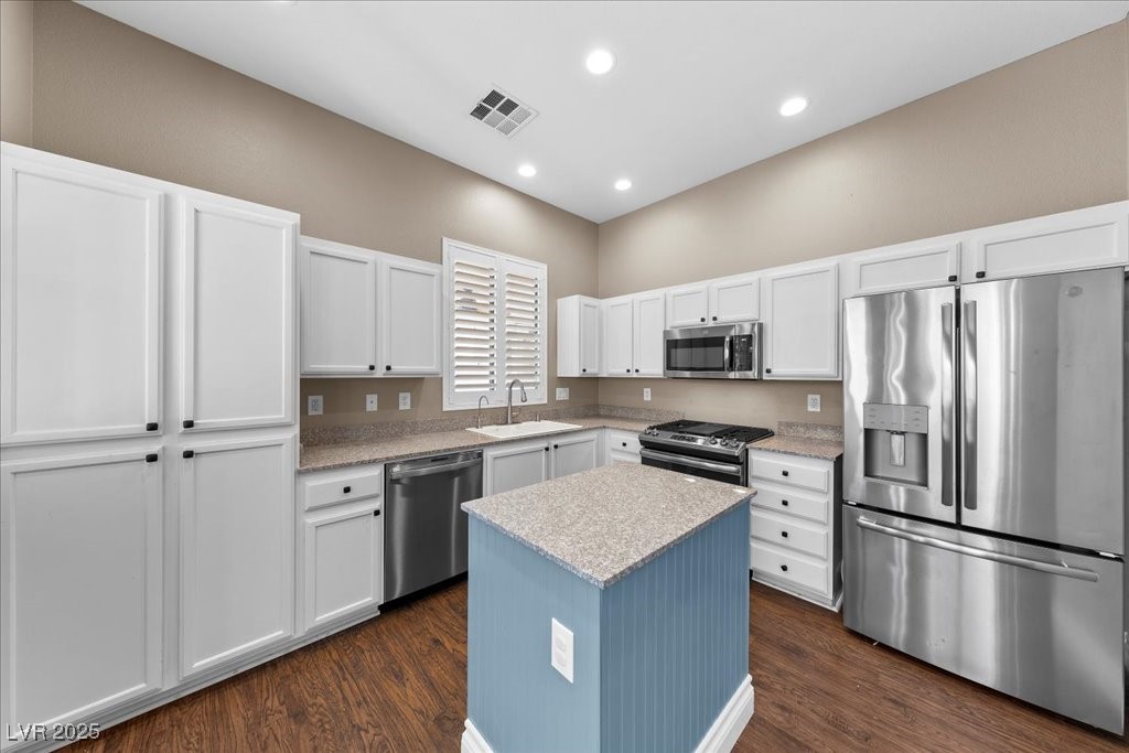 Las Vegas, Nevada 89149, United States, 3 Bedrooms Bedrooms, ,2 BathroomsBathrooms,Residential,Pending,254127