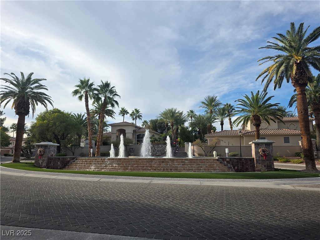 2050 W Warm Springs Road 423