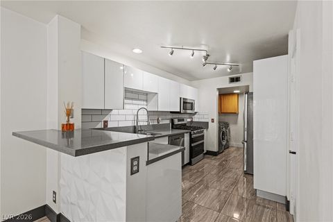 Tiny photo for 7968 Dorinda Avenue, Las Vegas, NV 89147 (MLS # 2798531)