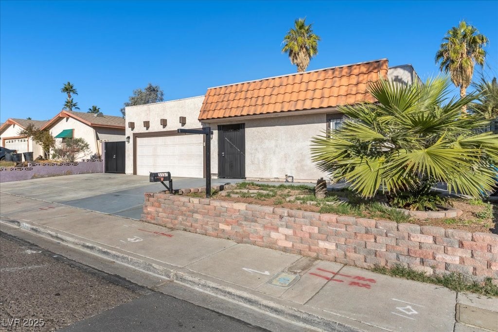 Las Vegas, Nevada 89122, United States, 4 Bedrooms Bedrooms, ,3 BathroomsBathrooms,Residential,Active,254967