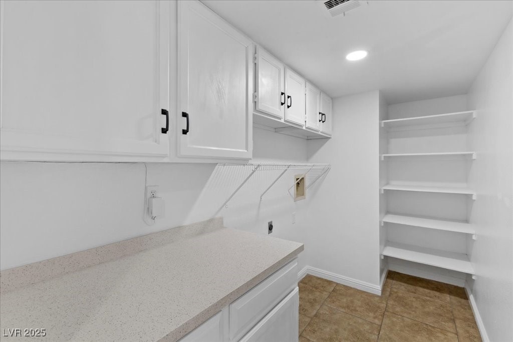 Las Vegas, Nevada 89122, United States, 4 Bedrooms Bedrooms, ,3 BathroomsBathrooms,Residential,Active,254967