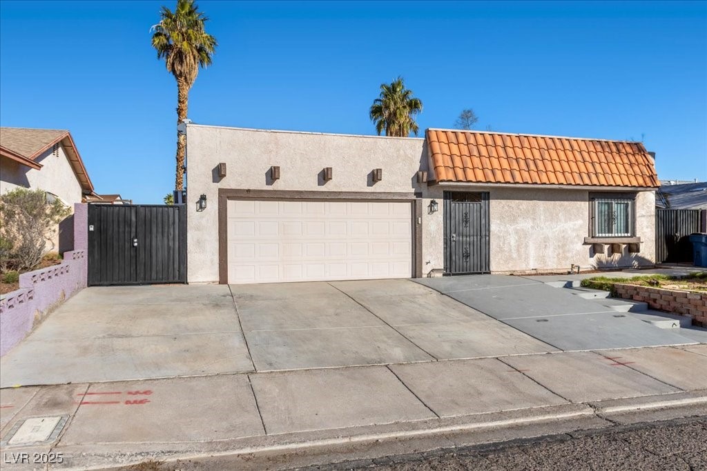 Las Vegas, Nevada 89122, United States, 4 Bedrooms Bedrooms, ,3 BathroomsBathrooms,Residential,Active,254967