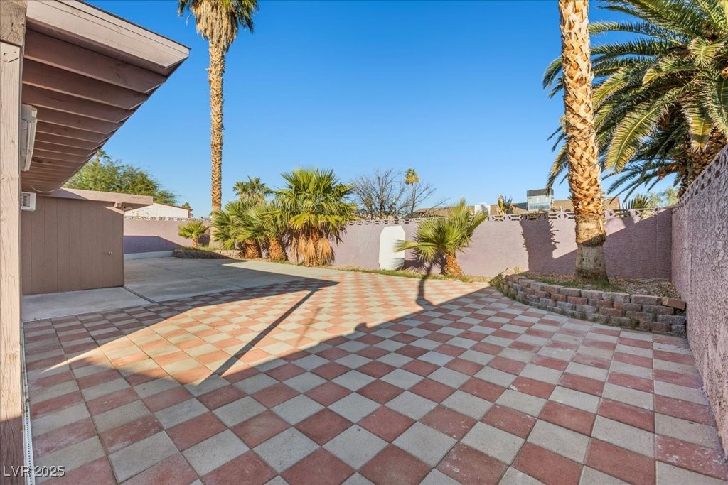 Las Vegas, Nevada 89122, United States, 4 Bedrooms Bedrooms, ,3 BathroomsBathrooms,Residential,Active,254967